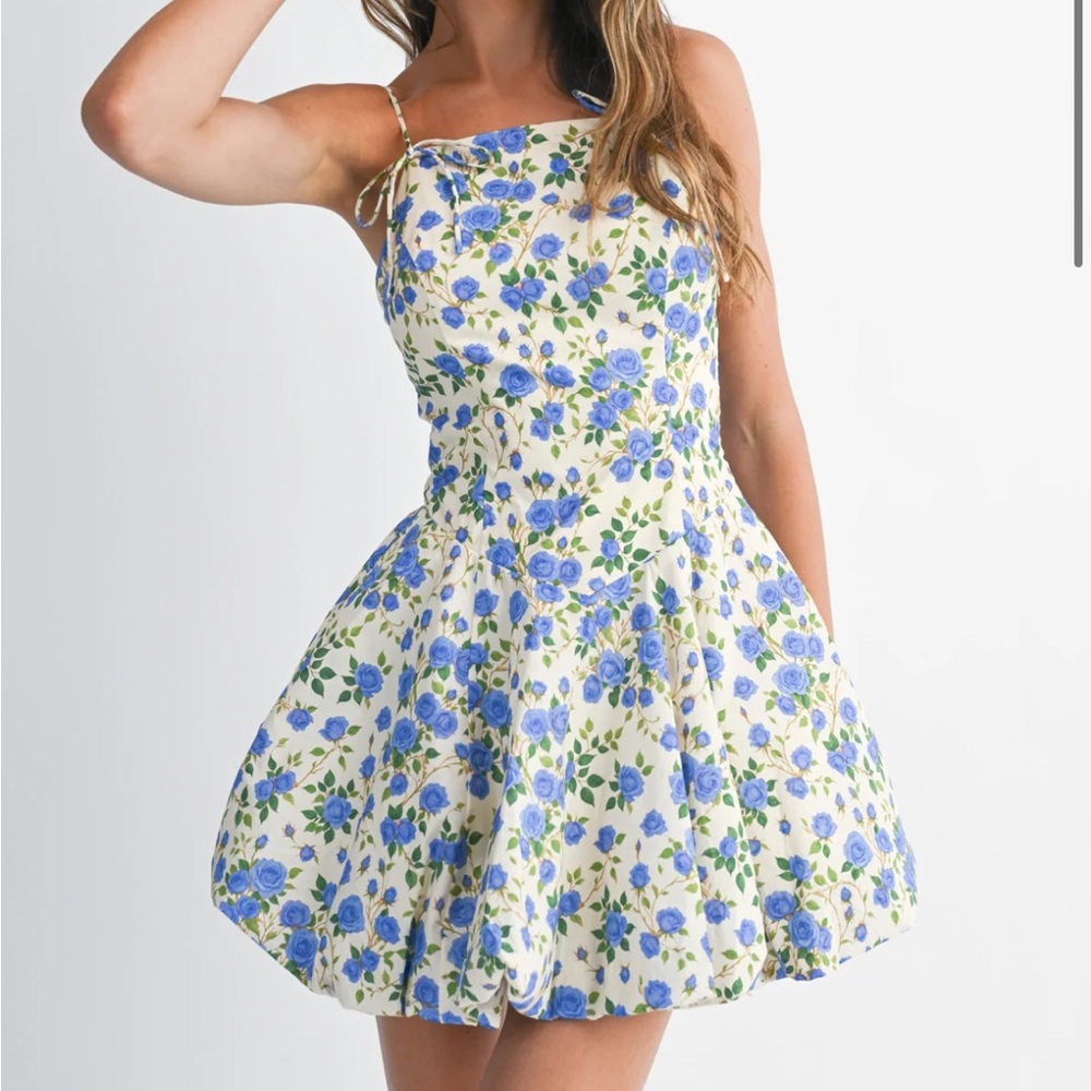 MABLE DRESS-HALI FLORAL PRINTED BUBBLE HEM MINI DRESS, Size SMALL